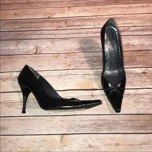 Stuart Weitzman black leather pointed heels